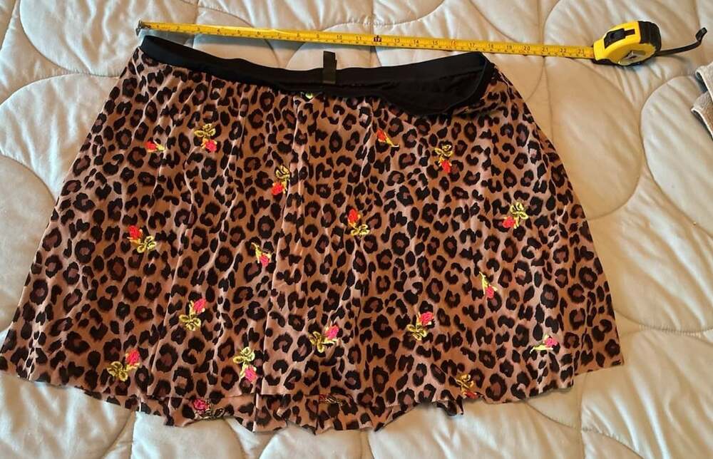Torrid Betsey Johnson Leopard Rose Mesh Skirt Size 3X A808